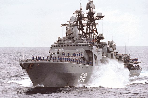 O navă de război rusească, în drum spre Siria