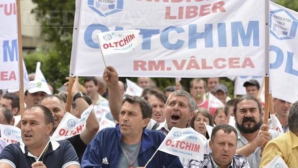 Salariaţii Oltchim au primit şi ultima tranşă din salariul pe iulie