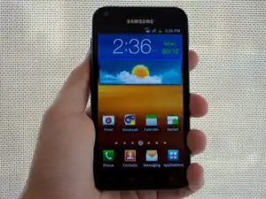 Samsung a vândut 10 milioane de telefoane Galaxy S II