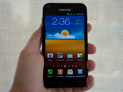 Samsung a vândut 10 milioane de telefoane Galaxy S II