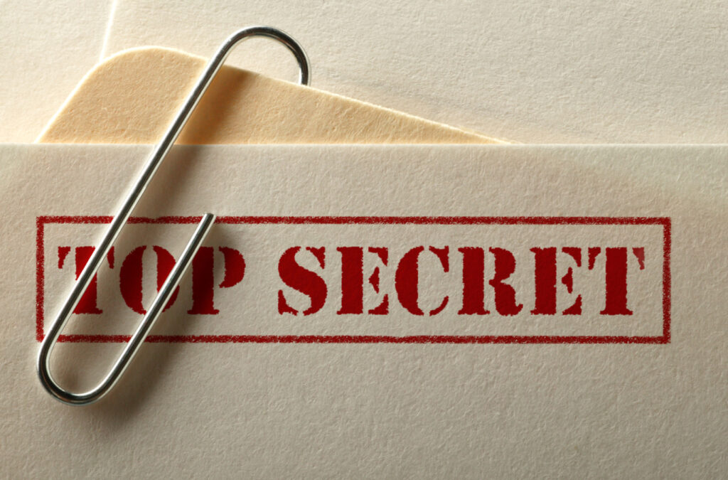 COSTUL MUŞAMALIZĂRII: Cât plătesc anual americanii pentru a-şi păstra secretele intacte