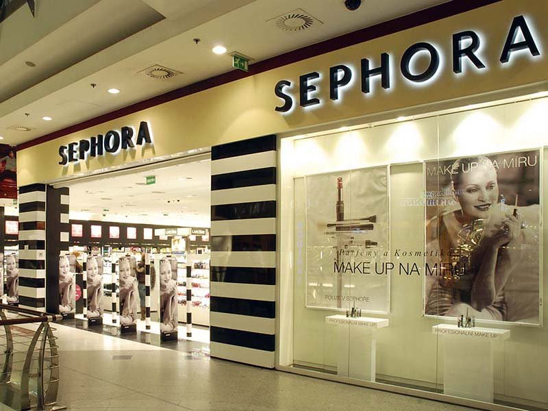 Luna cadourilor dublează vânzările Sephora