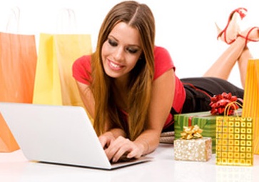 Cumpărăturile pe internet cresc precum Făt-Frumos din poveste. Retailul online și-a dublat vânzările