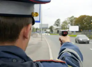 Atenţie, şoferi! Se schimbă regulile de circulaţie
