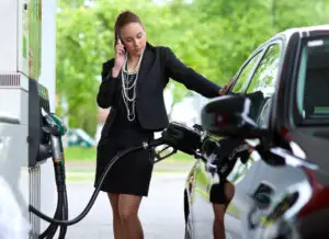 Chiţoiu despre majorarea accizei la carburanți: Creşterea estimată de noi la pompă este de 0,3 – 0,4 lei