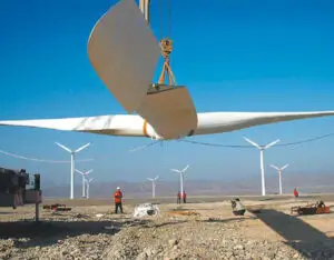Chinezii chiar vin în România. Sinovel aproape să câștige o licitație eoliană