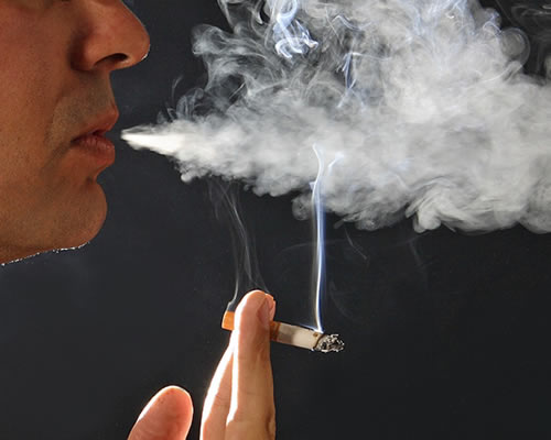 OMS: Fumatul va ucide aproape 6 milioane de oameni în acest an
