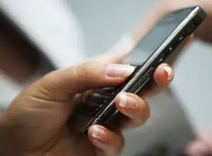 Clienţii Orange pot plăti călătoriile cu metroul prin SMS