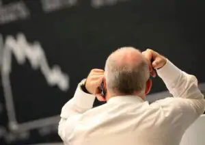 A patra economie a zonei euro a reintrat în recesiune