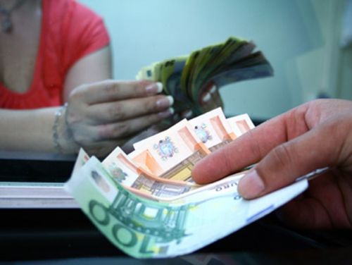 DURERE: Cursul OFICIAL al euro ajunge la un NOU MAXIM ISTORIC – 4,5275 lei