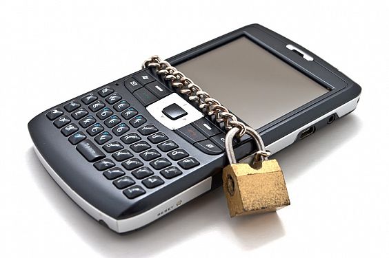 Kaspersky blochează accesul la datele personale de pe smartphone-urile furate