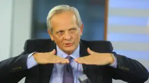 Stolojan: “Băsescu este mai credibil şi mai capabil decât Ponta”