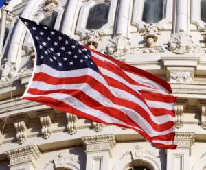 Acordul asupra datoriei americane: majorare de 2.100 de miliarde a plafonului