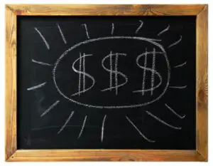 Cum au evoluat salariile profesorilor din Europa în criză