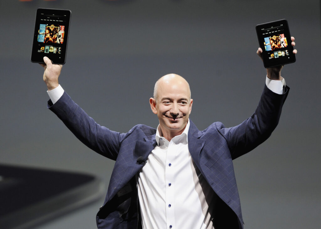 Amazon a lansat Kindle Fire de 7 şi 8,9 inch