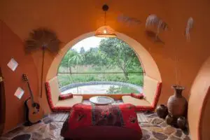 Casa de poveste construită cu 8.000 de dolari în şase săptămâni