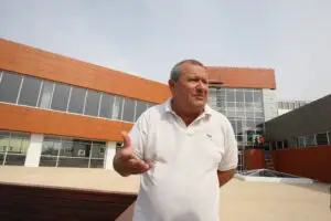 Fiscul reia licitaţia pentru vânzarea maşinii lui Ţânţăreanu, la un preţ redus
