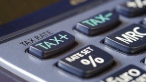 CE a aprobat instituirea taxei pe tranzacţiile financiare