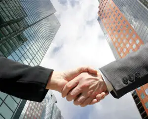 Deutsche Telekom şi Vodafone cer autorităţilor elene să permită fuziunea companiilor de telefonie mobilă