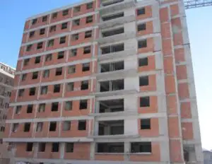 Primul ansamblu rezidenţial aflat în insolvenţă, scos la vânzare pentru plata datoriilor