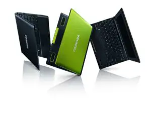 Toshiba a lansat primul netbook din lume care încorporează difuzoare Harman/Kardon