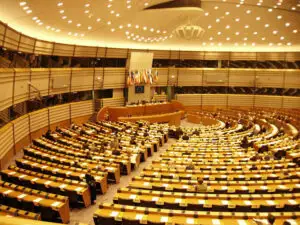 UE intervine pentru a bloca speculaţiile cu bonduri