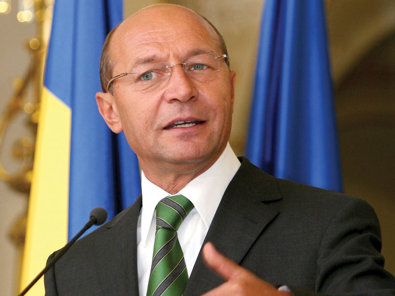 Traian Băsescu, dispus să demisioneze dacă Opoziţia acceptă revizuirea Constituţiei