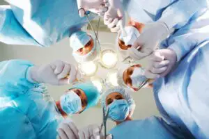 Reţeaua donatorilor de RINICHI: Cum ajung 60 de persoane să îşi schimbe organele între ele