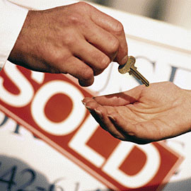 DTZ Echinox: Volumul tranzacţiilor imobiliare va creşte în acest an cu până la 60%
