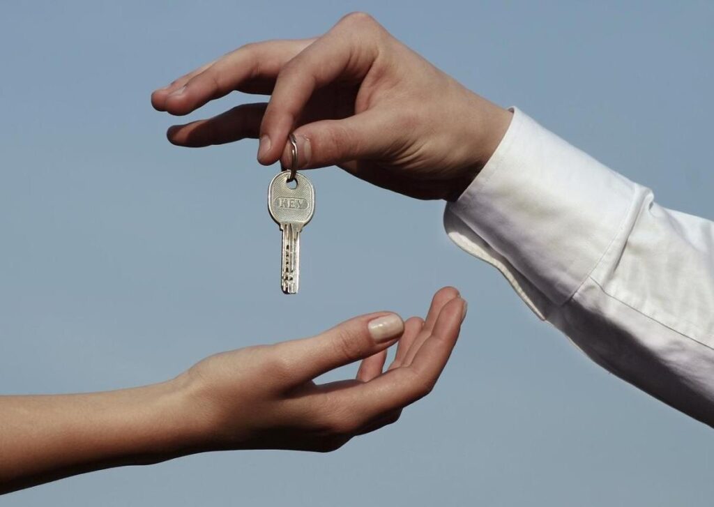 CADASTRU: Cum au evoluat tranzacţiile imobiliare în 2012 şi în ianuarie 2013