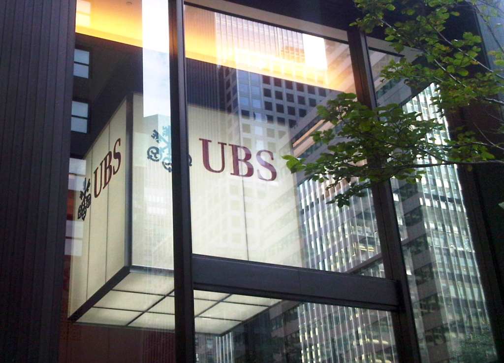 Un angajat a dat o “gaură” de 2 mld. dolari în conturile UBS
