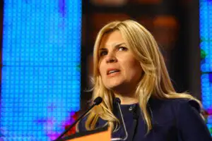 Elena Udrea susţine înfiinţarea unui minister care să gestioneze fondurile europene