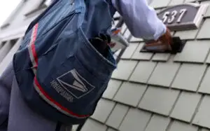 Serviciul Poştal al SUA intenţionează să concedieze 120.000 de oameni