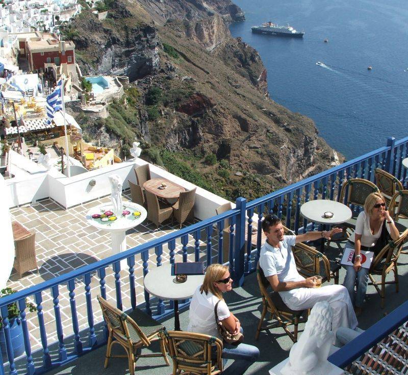 Grecia sfidează criza: Numărul turiștilor va ajunge la 16,5 milioane anul acesta
