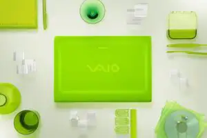 Sony a lansat laptopul care te scoate din mulţime
