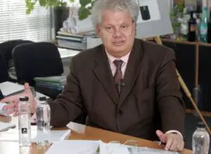 Jean Valvis: Numai 15% din „pârloaga” ţării poate acoperi deficitul termic al României