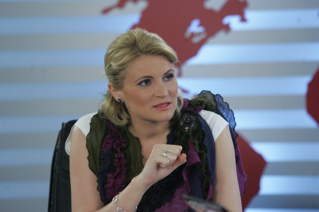 Andreea Paul Vass: „Halal sclavagism, toți suntem niște sclavi”