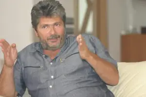 VEZI schemele prin care Vîntu şi Luca au prejudiciat Petrom Service