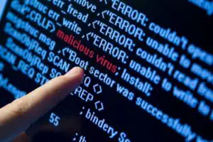 Cum funcţionează cel mai puternic virus informatic creat vreodată