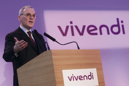 Vivendi vrea să cumpere, cu 9,65 miliarde de dolari, participaţia deţinută de Vodafone la SFR