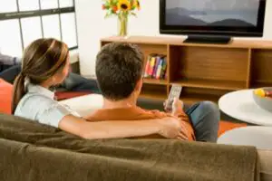 Preţurile abonamentelor tv la cablu, în România, sunt cele mai mici din UE