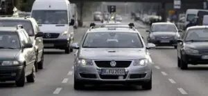 Maşina care nu are nevoie de şofer străbate străzile Berlinului
