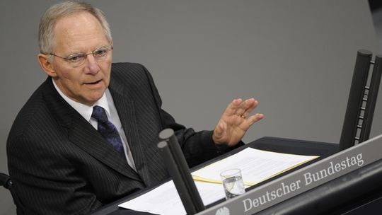 Wolfgang Schaeuble: Contractarea de noi datorii ar fi cea mai gravă eroare pentru UE