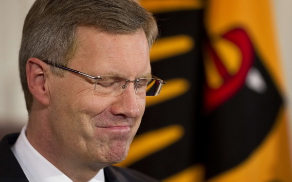 La o zi de la demisie, fostul preşedinte german Christian Wulff este acuzat de corupţie