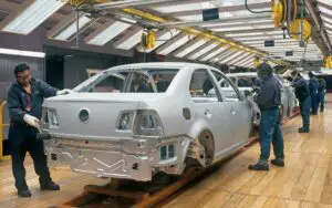 SURPRIZĂ: Volkswagen chiar caută un loc pentru o uzină în Europa Centrală și de Est