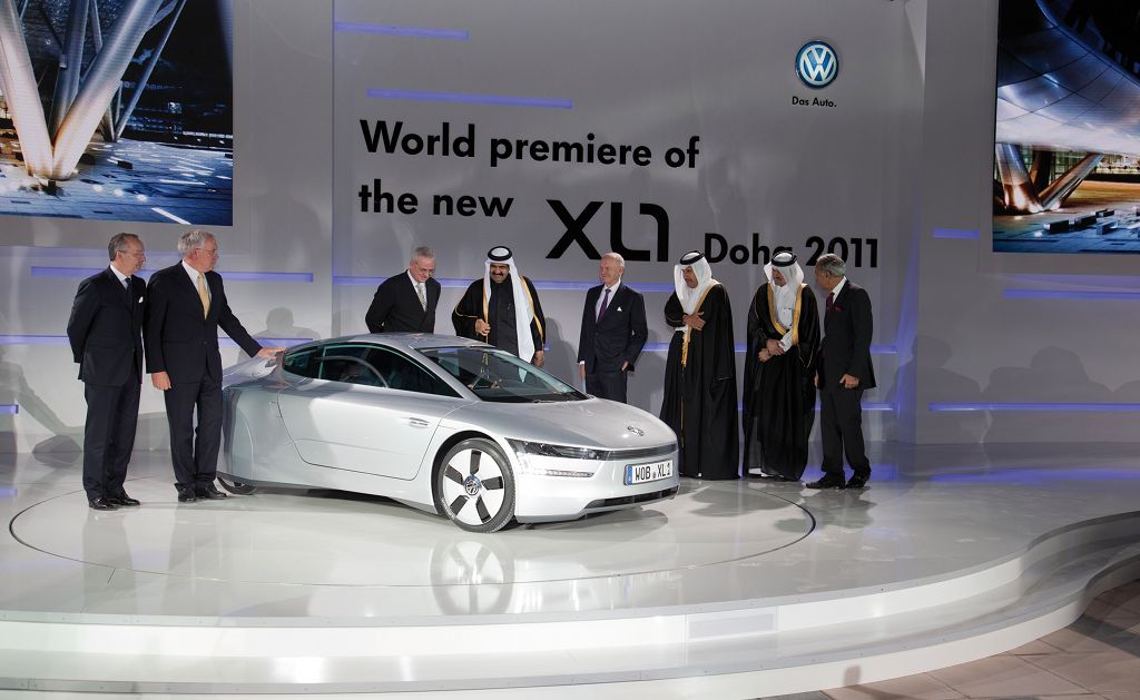 Volkswagen a prezentat XL1, conceptul care consumă 0,9 litri la 100 de km