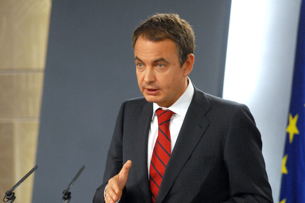 Premierul Zapatero respinge ideea unui ajutor financiar pentru Spania
