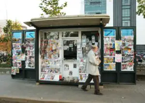 Dan Vasile a vândut pachetul majoritar la R-Kiosk la o lună de la achiziţie. Vezi de ce